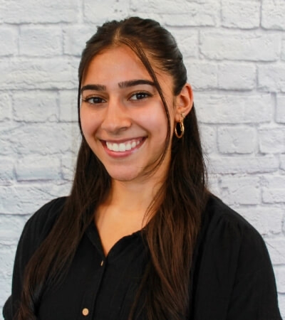 Daniela-Yepes-DPT-Elliott-Physical-Therapy-MA