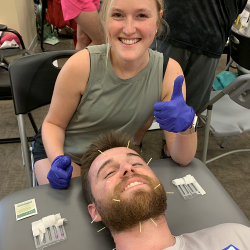 Elliott-PT-Physical-Therapy-Massachusetts-500px-dry-needling-6